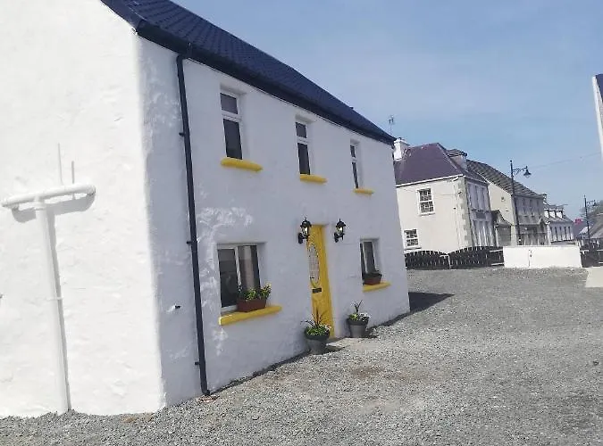 The Barn @ardhill House Holiday home *